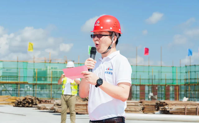 美塗士杏壇新總部項目二期3號廠房喜封金頂！