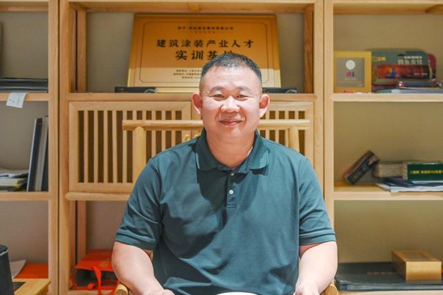 塗料大商李明的“黎明”