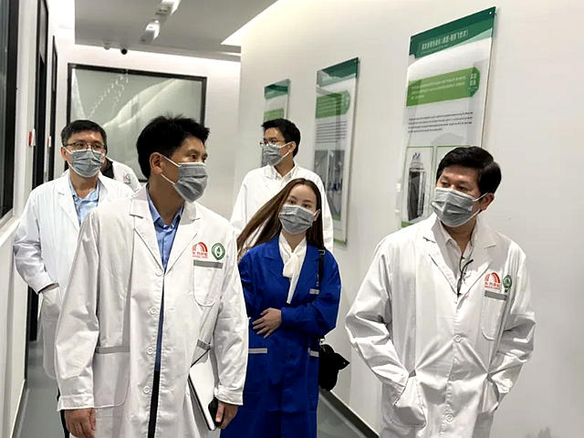 東方雨虹海外戰略發展集團與泰國TOA集團簽署戰略合作協議