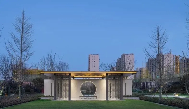 七彩建設榮獲“2023年度新城控股B級供應商（保溫塗料一體化）”稱號