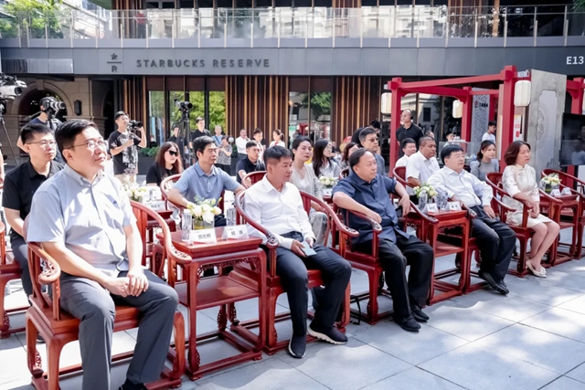 “印記北京中軸線”景區活動圓滿收官，前門站北新建材擁抱群眾講述中國文化和中國品牌新故事