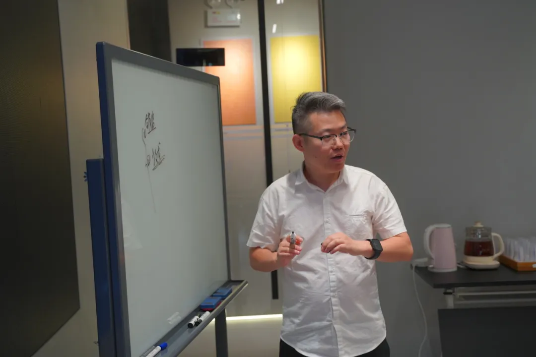 向上捅破天，向下紮到根——2024卡百利年中全國業務精英集結會