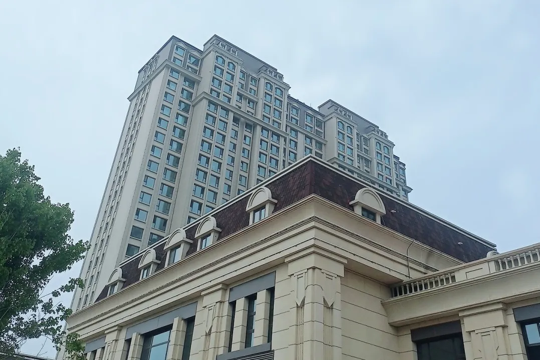 性價比之王：富思特嶽彩產品引領建築美學革命