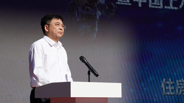 2024全國科普日係列活動之探秘中國建築防水發展之路暨中國土木工程學會科普教育基地揭牌儀式在東方雨虹成功舉行