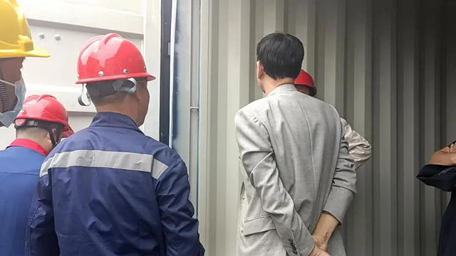 華豹與眉山車輛廠攜手並進 共繪萬隻集裝箱塗裝新藍圖