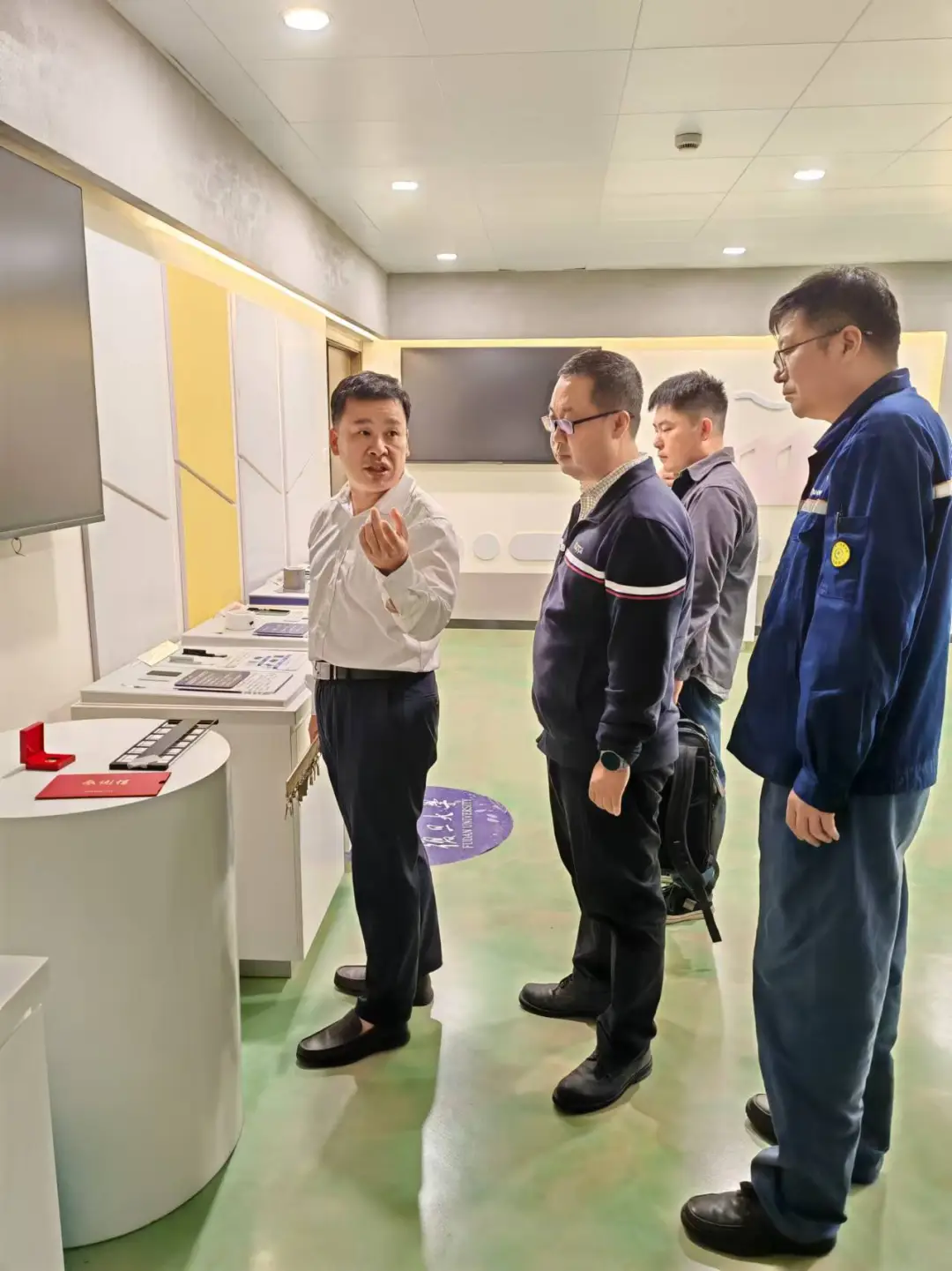 中遠關西與複旦大學攜手共建高性能塗料研發平台，推動產學研深度合作