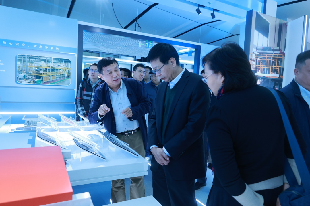 工信部火炬中心與北京科委、中關村管委會、昌平區科委聯學聯建活動走進北新建材