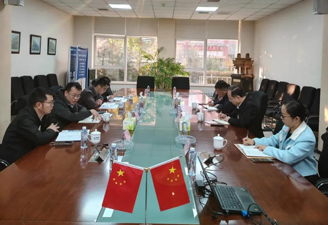 中共喀什市委書記藥寧考察富思特，共商新疆投資發展大計