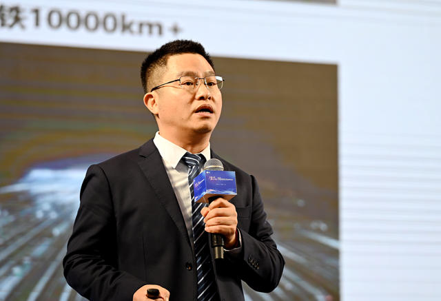 巴德富CEO龔洋龍：破局思維 匍匐前行