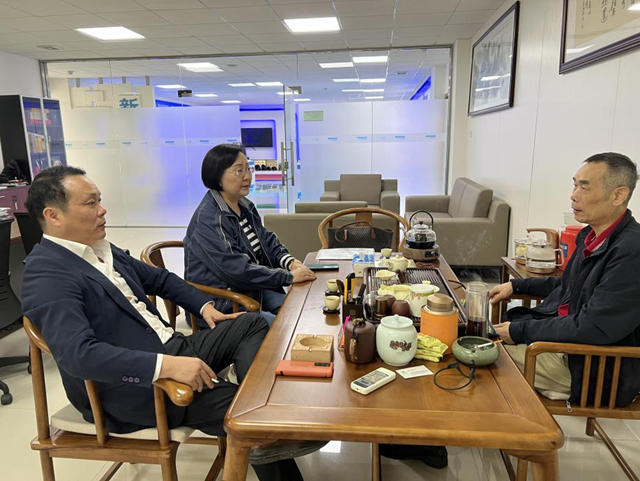 了解前沿信息 開拓企業視野——寧波塗協組團參觀2024中國國際塗料博覽會
