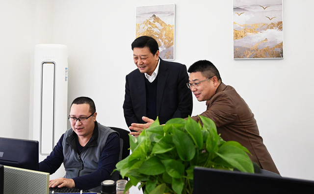 中塗協劉普軍會長勉勵神秘彩金随机派发规则：發揮優秀自媒體作用