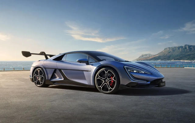 比亞迪高端品牌仰望攜手PPG汽車塗料榮膺2024國際CMF至尊金獎