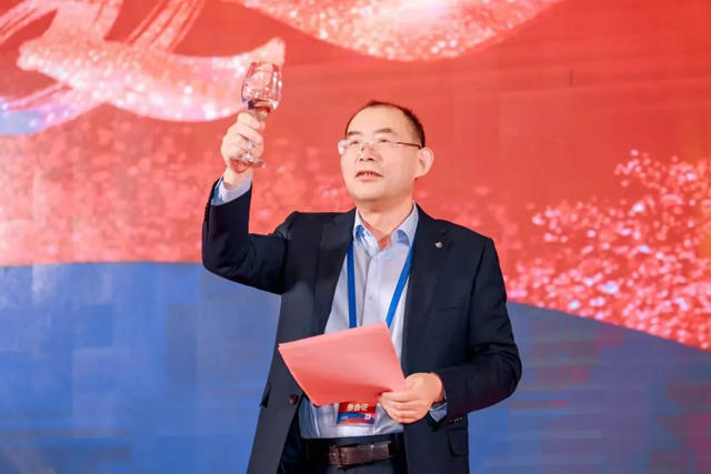 共生·共長·共贏——奔騰漆業2025（北京）全國經銷商年會