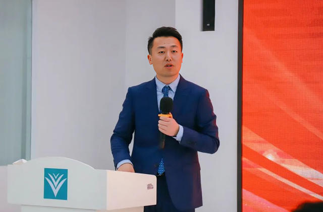 寒冬裏的熱血！君子蘭漆助力合作夥伴逆風前行