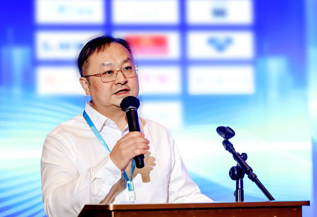 管理升任北新建材董事長