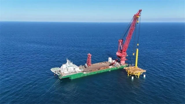 阿克蘇諾貝爾守護全球首批18MW風電“綠巨人”