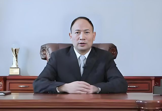 好馬也吃回頭草！95億富豪誓將90後富豪公司收入囊中