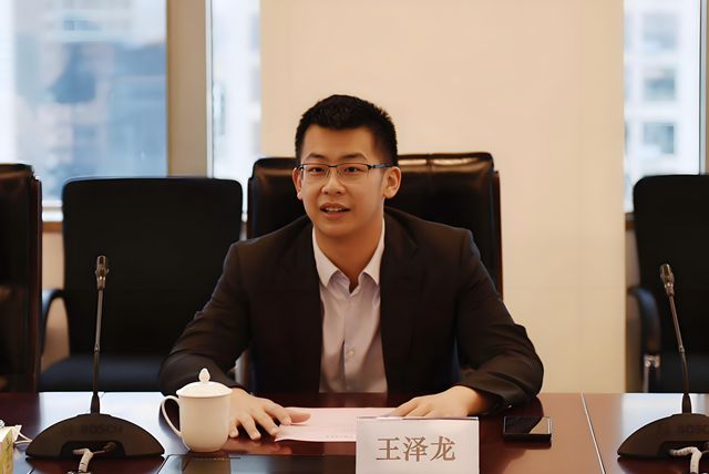 好馬也吃回頭草！95億富豪誓將90後富豪公司收入囊中