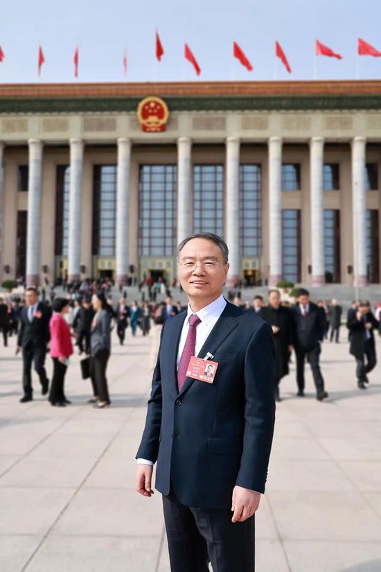 塗料行業兩會發聲：洪傑/黃達昌/徐冠巨的提案釋放了哪些信號？