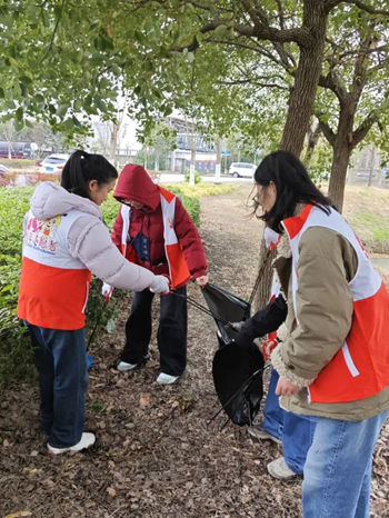 中遠關西青年學雷鋒，誌願服務美園區