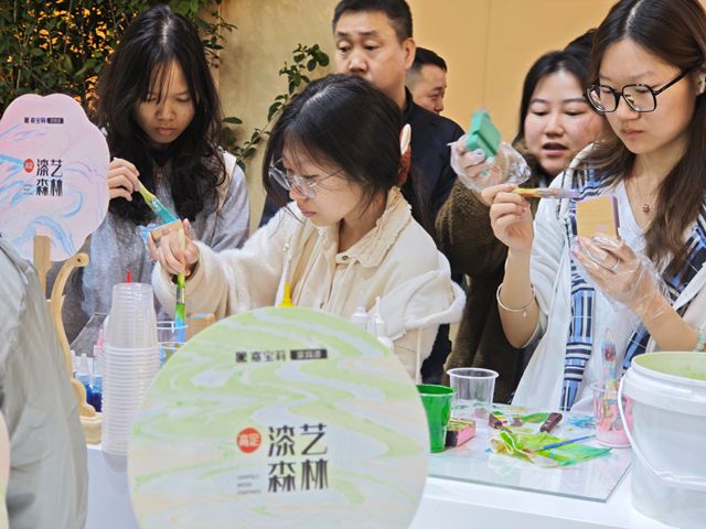 連續第四次參加深圳設計周，嘉寶莉高定新品閃耀全場