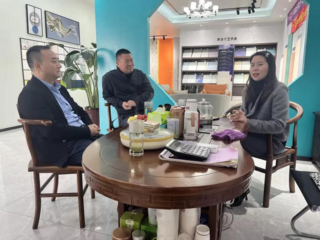 美塗士副總裁走訪市場