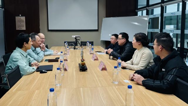 秦彥平赴重慶關西塗料考察交流