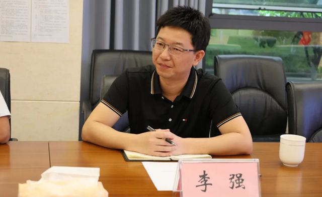 三峽油漆與西南大學陳強教授開展技術創新座談會