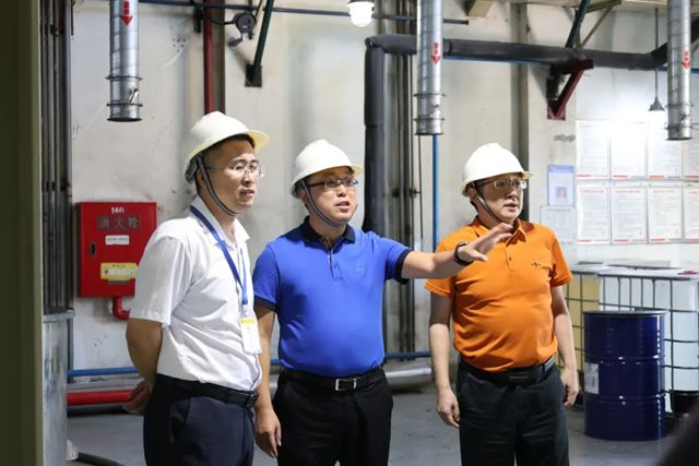 三峽油漆與鴿牌公司舉行戰略合作簽約儀式