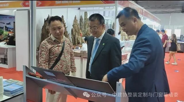 秦占學會長應邀出席“2025越南（河內）國際綠色建材及智能家居展覽會”
