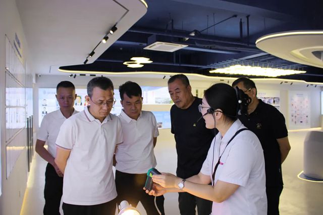 中鐵物資集團黨委副書記於俊海一行到孚日宣威考察