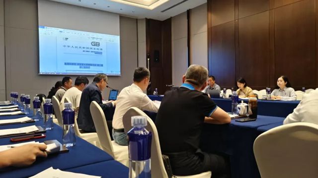 三峽油漆參與塗料標準製修訂會議