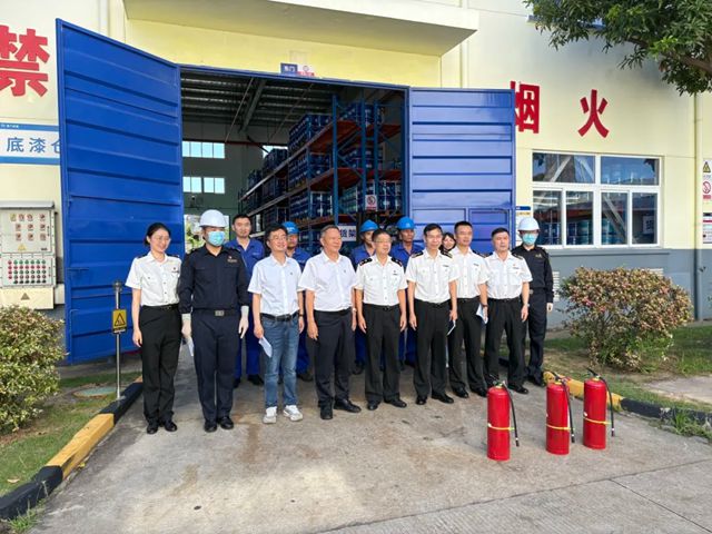 翔安海關產品監管科黨支部與雙瑞塗料產業第二黨支部 舉行共建簽字儀式暨聯合開展危化品泄露應急演練