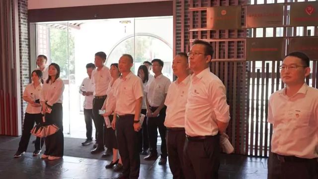 凱倫股份 | 紅色旗幟引領企業發展 勞模精神激勵愛崗情懷