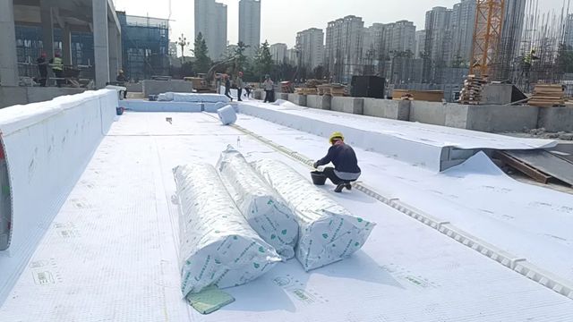 科技防水｜三棵樹高分子排水防護一體板助力聊城市君瀾項目建設