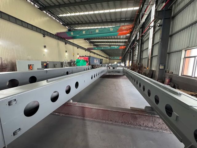 江門製漆|擦窗機氟碳漆噴塗案例