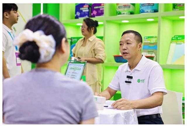 卓瑪兒童級健康膩子2025建博會圓滿收官，贏占創富新風口！