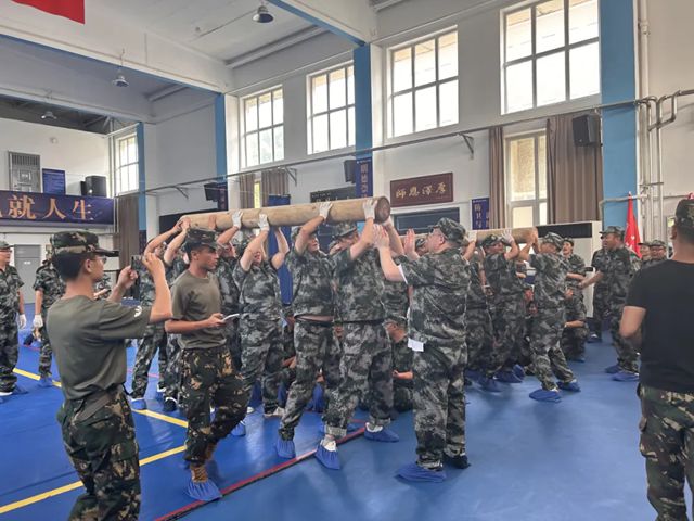 富思特 | 建塗事業部管理幹部第一期軍事拓展訓練：以軍魂鑄團隊，以協同戰未來