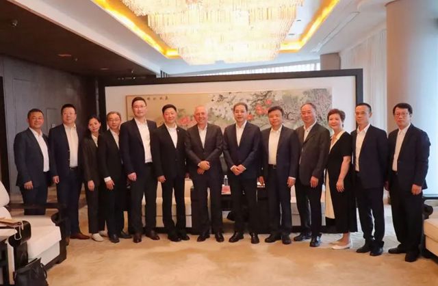 市場 | 西卡首席執行官率團參訪上海建工集團！