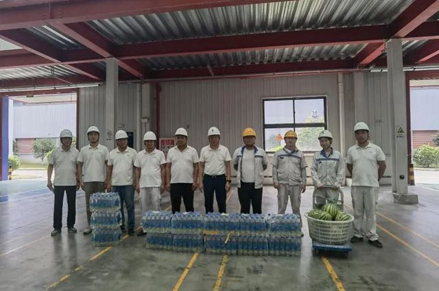 北新嘉寶莉各基地開展高溫慰問活動