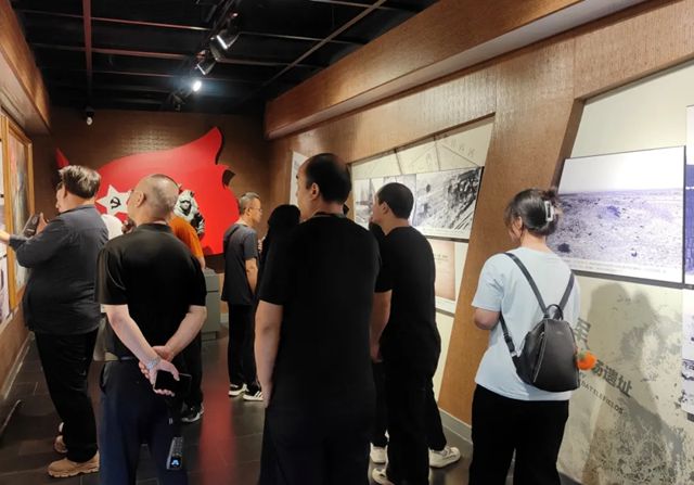 重溫革命曆史 傳承先烈精神 ——動力製桶黨支部開展紅色主題黨日活動