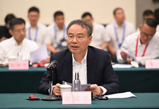 傳化集團董事長徐冠巨參與浙港企業家座談會，共商合作新篇章