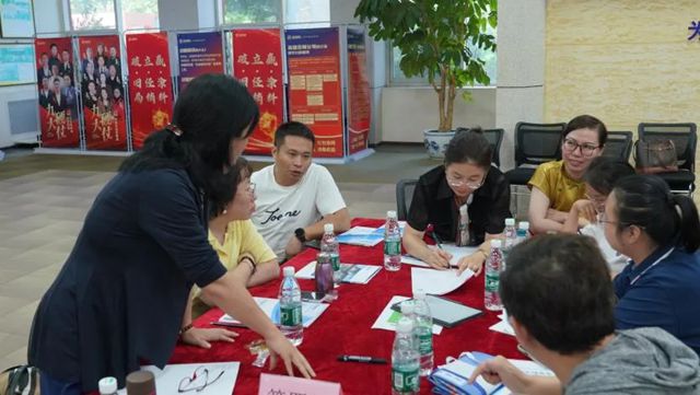 德申匯企業家代表團走進富思特，無電製冷塗層引燃合作熱潮