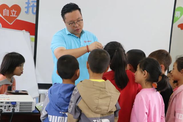 北新建材“善建”七彩課堂圓滿舉辦